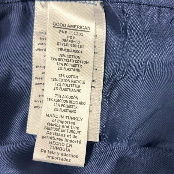 Good American Denim Blazer in True Blue Classic Business Minimalist 2 - Picture 14 of 17